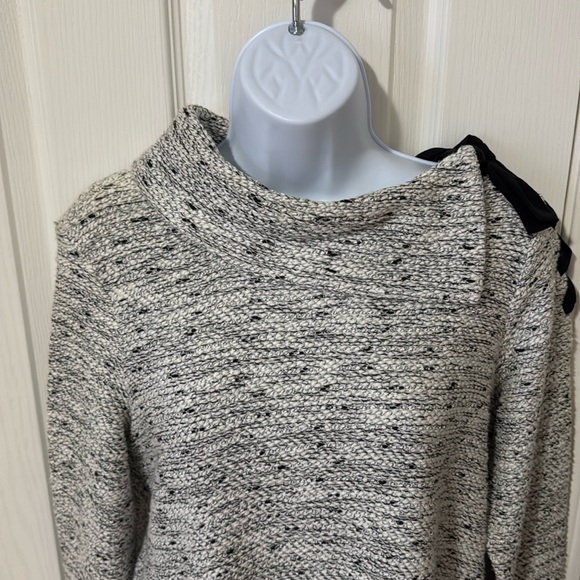CLUB MONACO Sweater - Picture 2 of 7